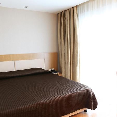 Hotel Alfa เอเดสซา ภายนอก รูปภาพ