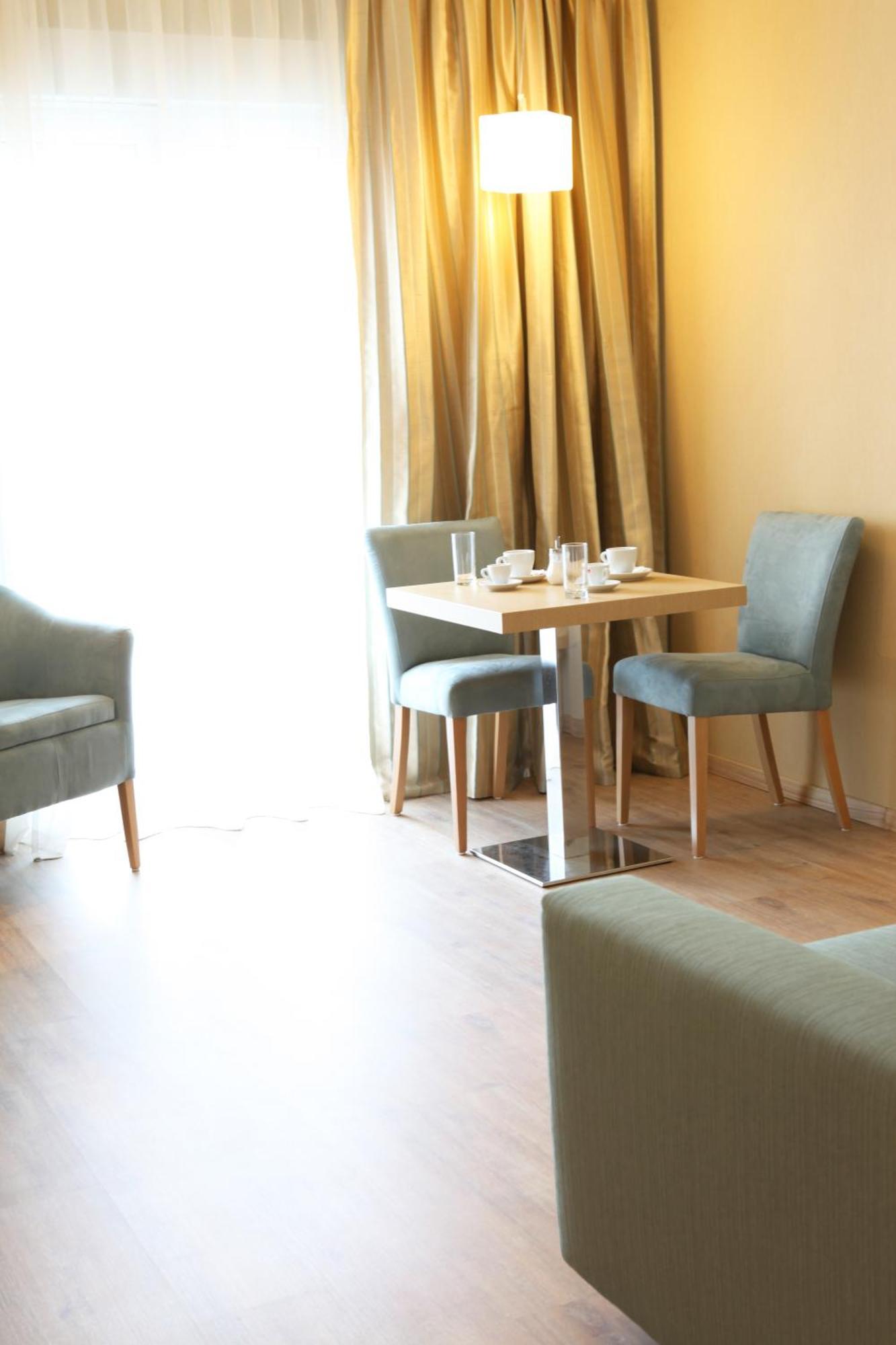 Hotel Alfa เอเดสซา ภายนอก รูปภาพ